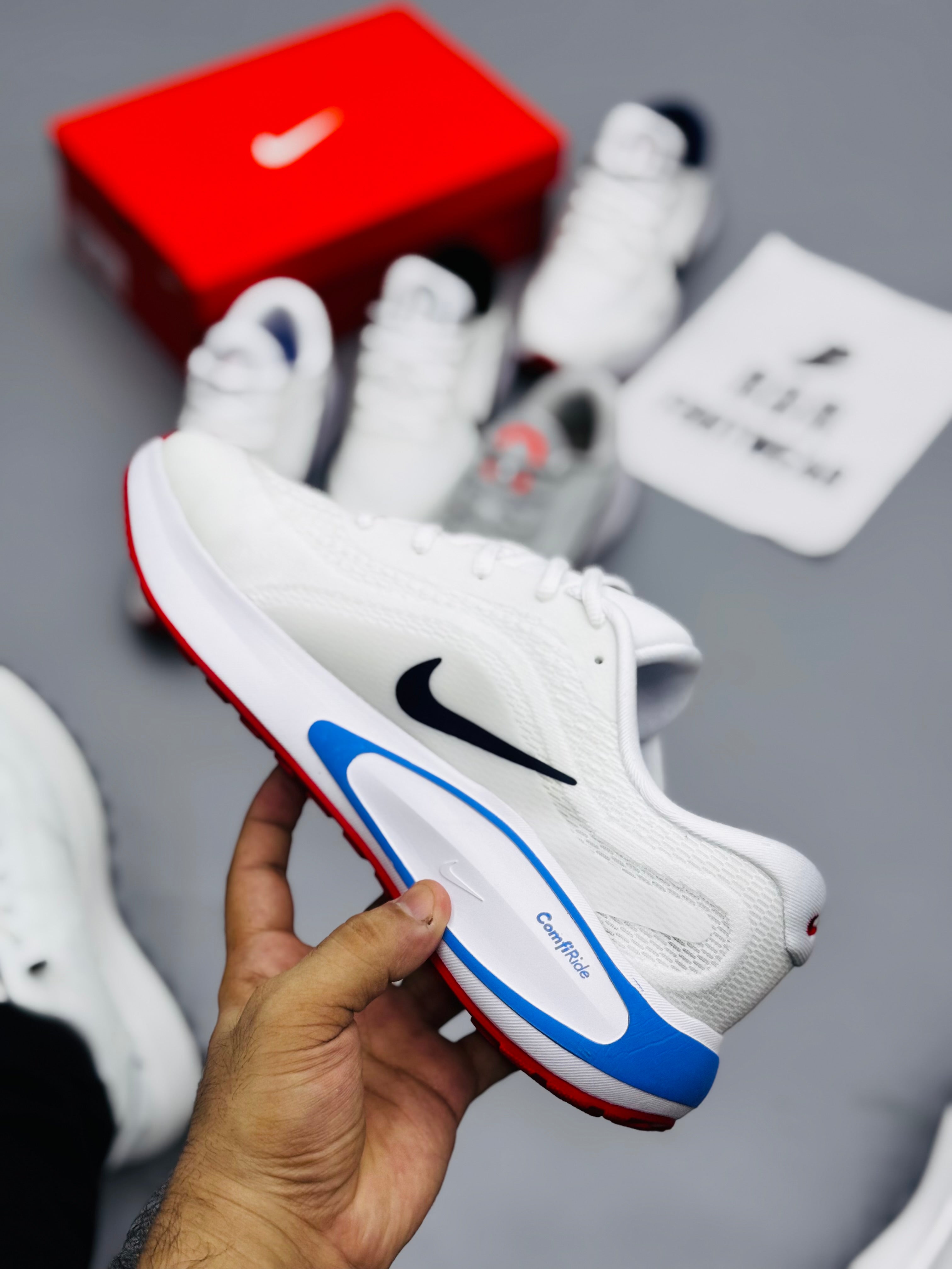 NK Journey Run Men's Road Running Shoes