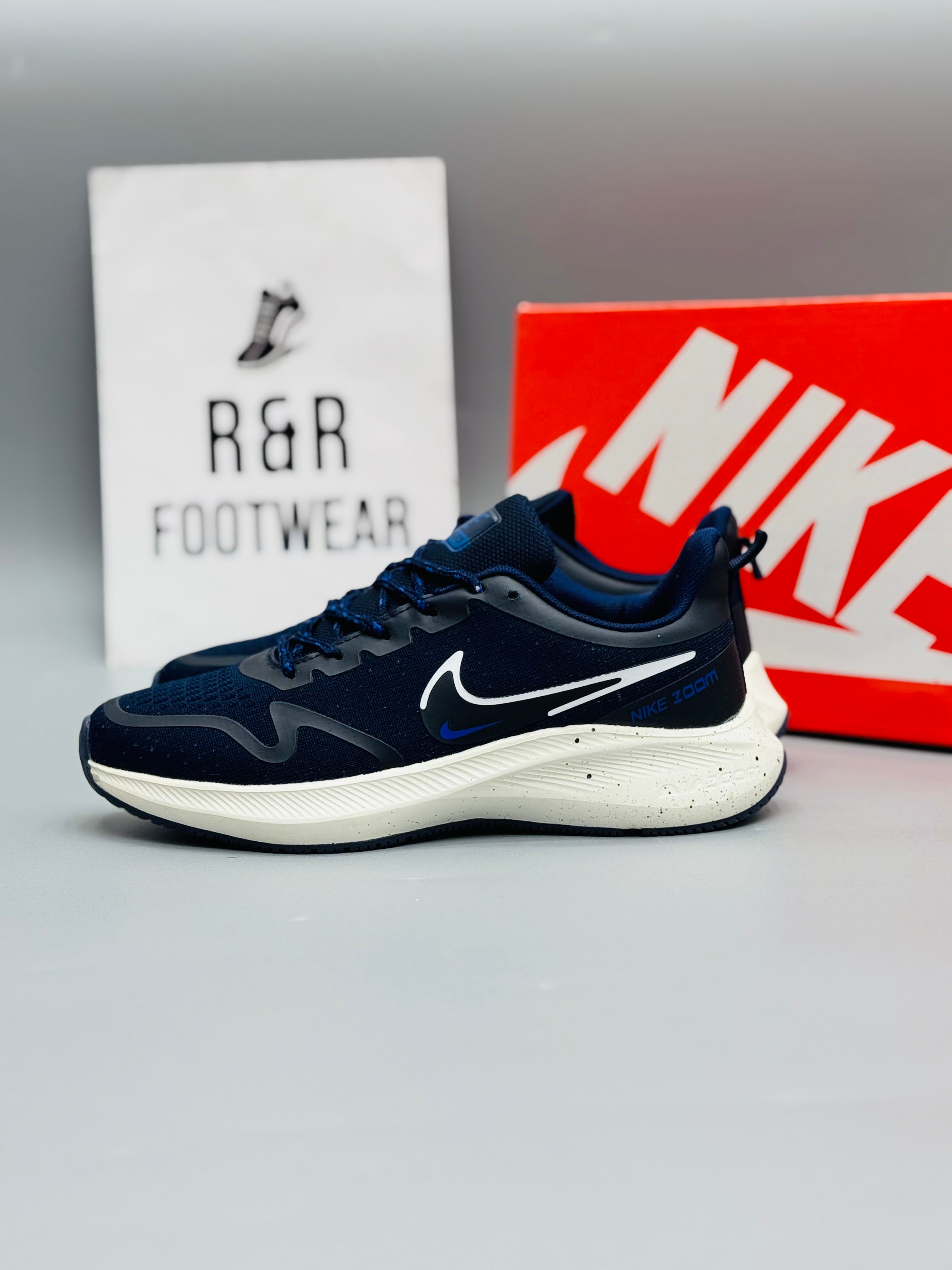 NK Runners Flyknit