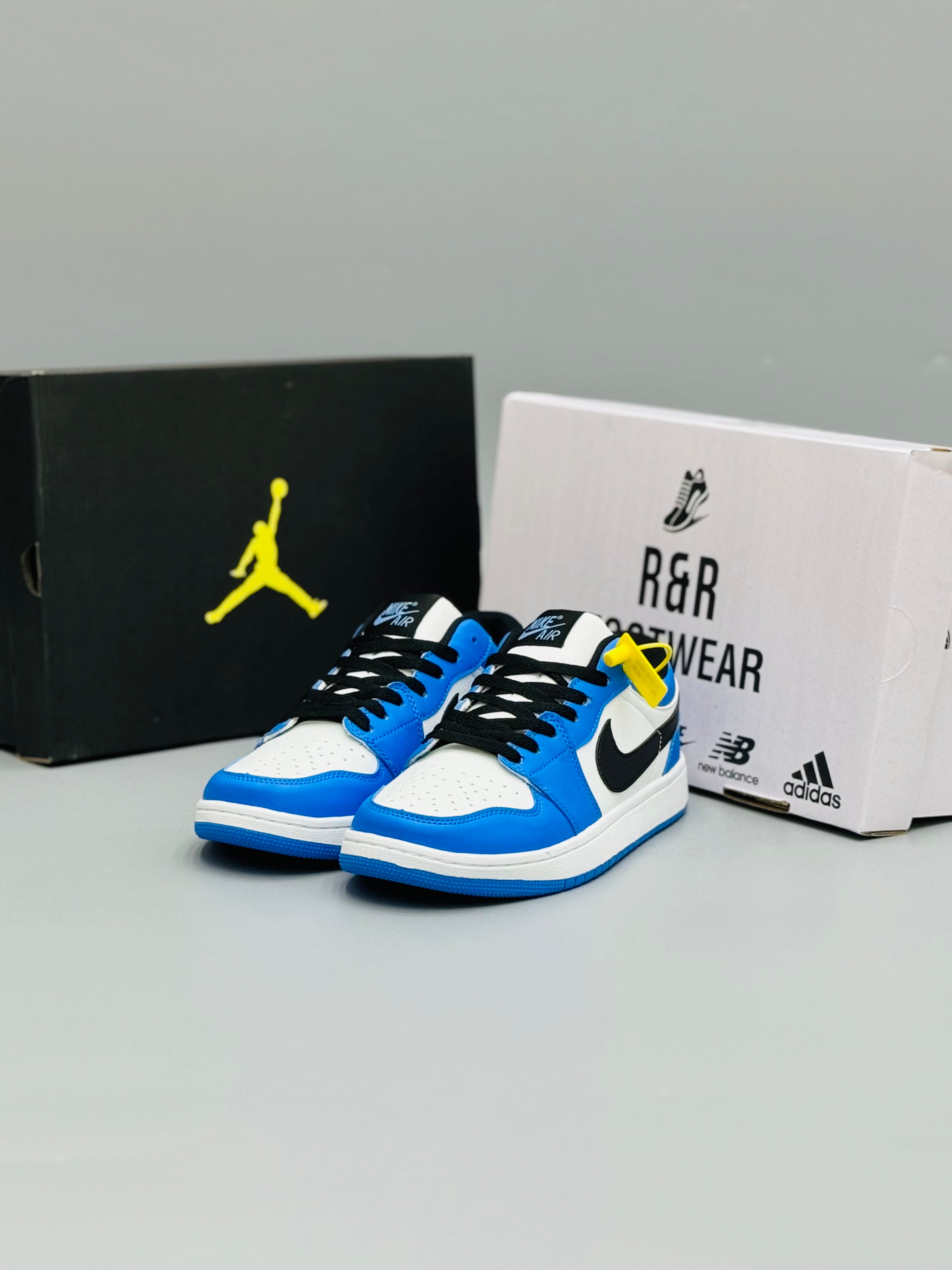 NK Air Jordan low 1