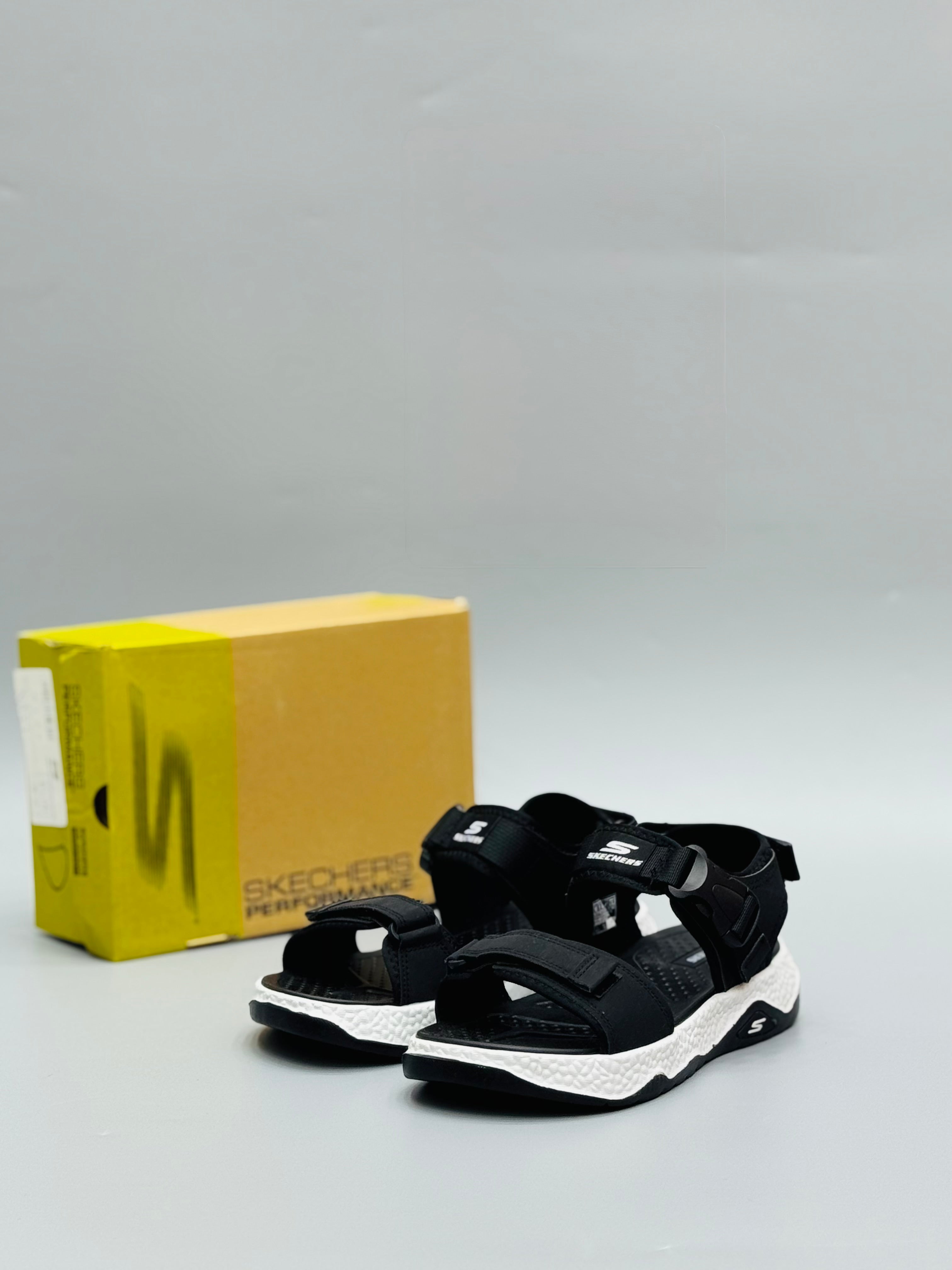 SKE Hyper Burst Sandals