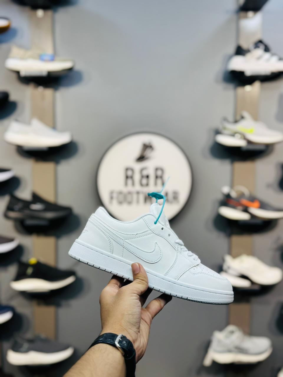 AJ1 - Lowtop (ALL WHITE)