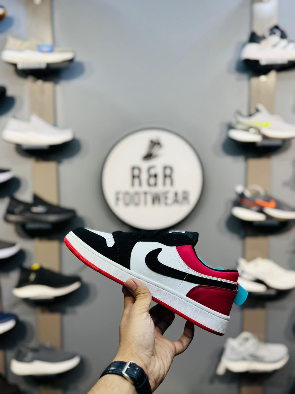 AJ1 - Lowtop