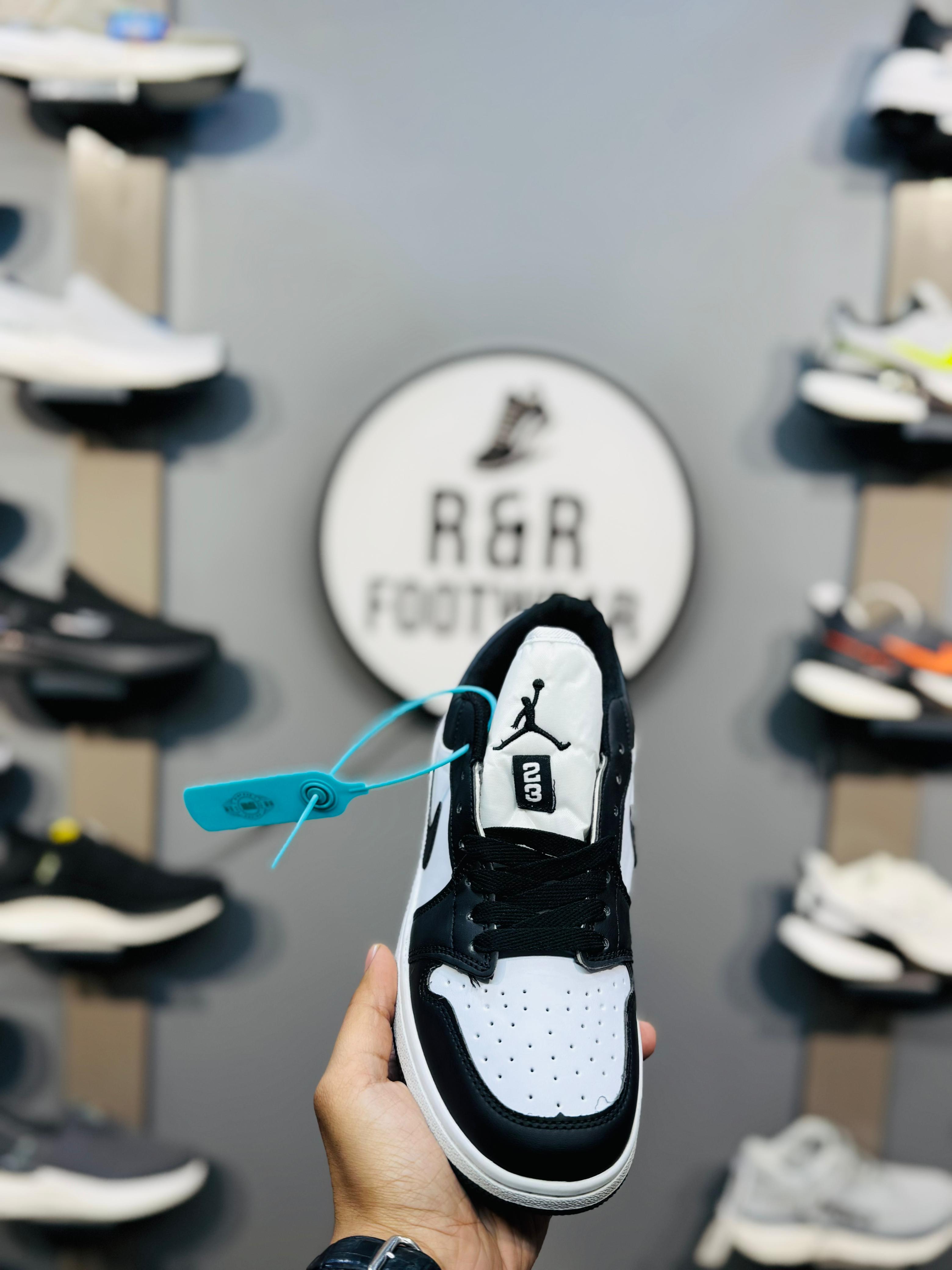 AJ1 - Lowtop (PANDA)