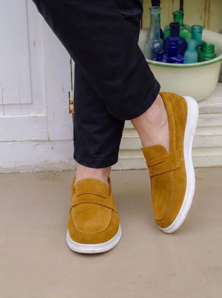 Casual Loafers - Suede (MUSTARD)