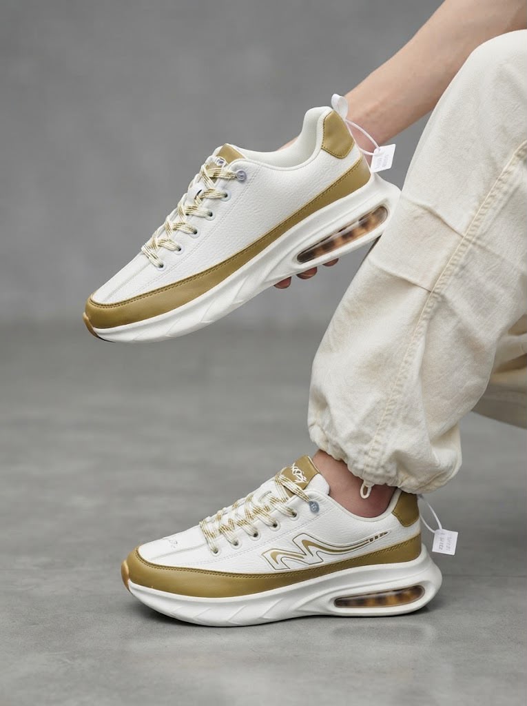MONSTER Sneakers