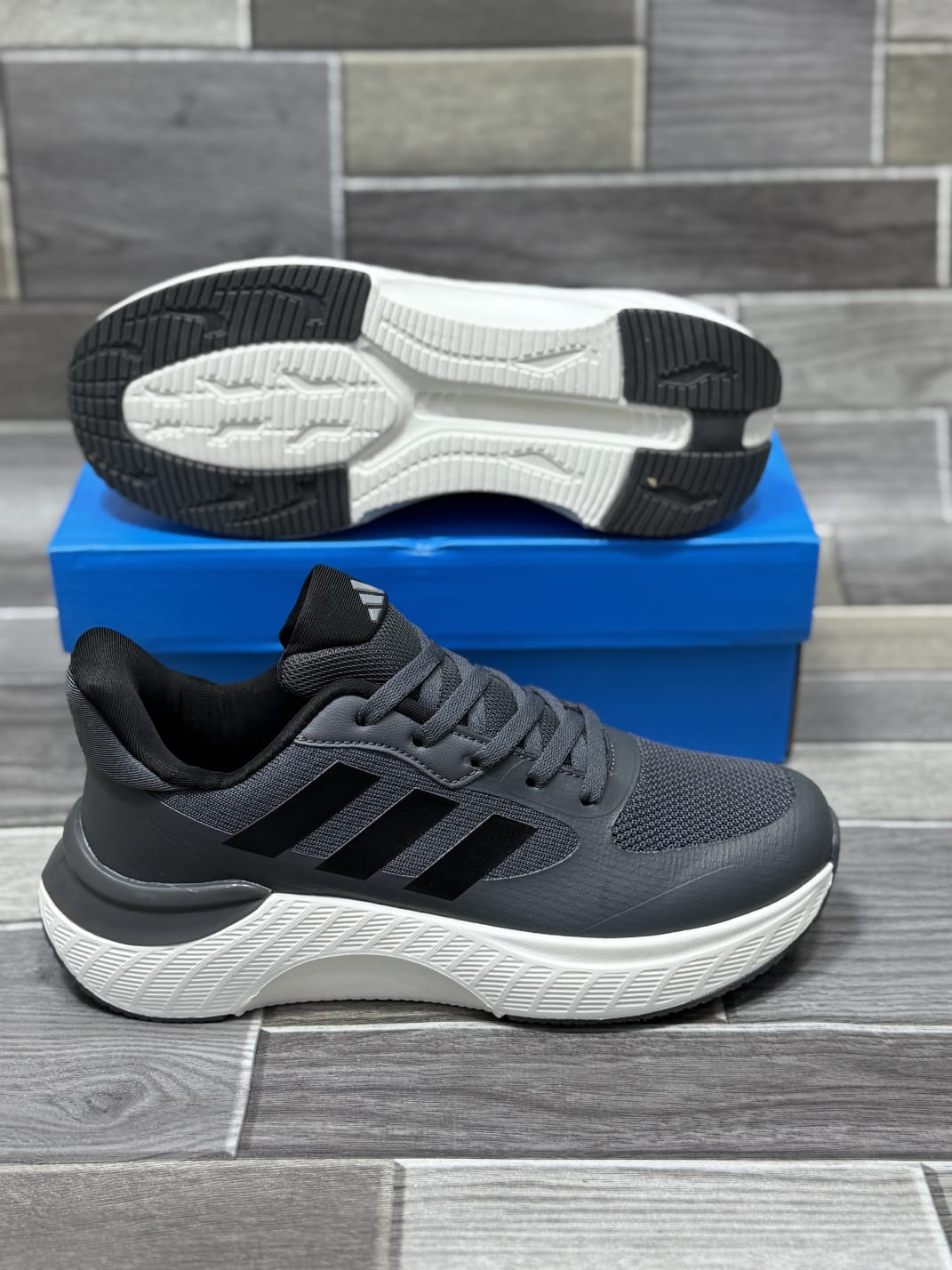 ADI - Runners 2.0
