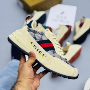 APIEU - Chunky Sneakers